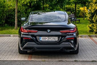 BMW Rad 8 M850i xDrive Coupé - 7