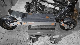 Elektrická kolobežka KUkirin G4 2000W+hydraulické brzdy - 7