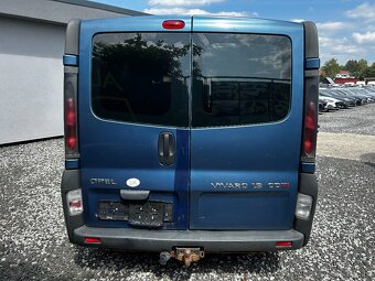 🚐 Opel Vivaro 1.9 CDTI (2007) - 7