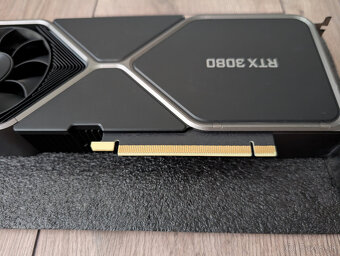 Nvidia GeForce RTX 3080 Founders Edition - 7