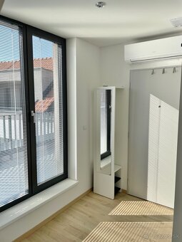 Novostavba 3izb bytu, terasa, parking - 7