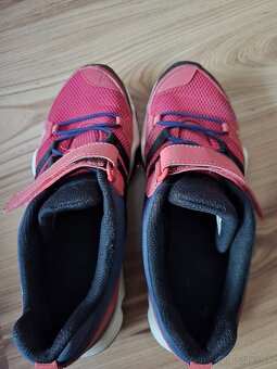 Tenisky Adidas vel.36,5 - 7