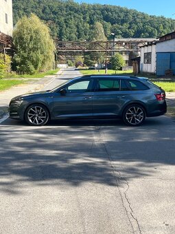 Skoda superb sportline - 7