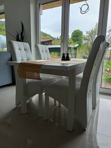 Jedálenský stôl a stoličky - 7