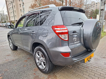 Toyota RAV4 2.2l D-4D 150 Lux - AJ NA SPLÁTKY - 7