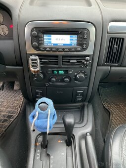 Jeep Grand Cheroke 2,7 - 7
