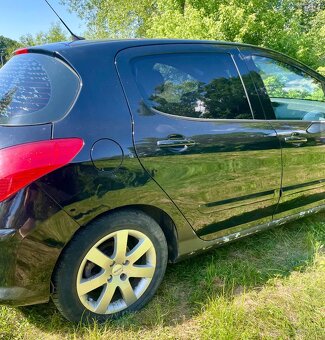 Peugeot 308 1.6E 131km panorama - 7