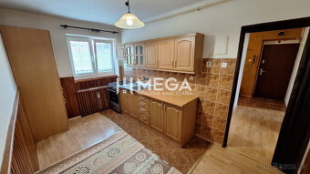 SKVELÁ CENA - NA PREDAJ 3-izbový BYT v meste Snina - 7