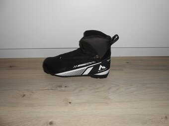 Predam nove bezkarske topanky znacky MC KINLEY ACTIVE - 7