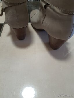 kotníkové čižmy Baťa - 7