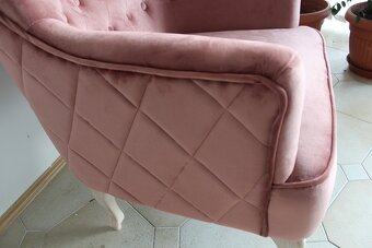 novy luxusny velky chesterfield ušiak -35% - 7