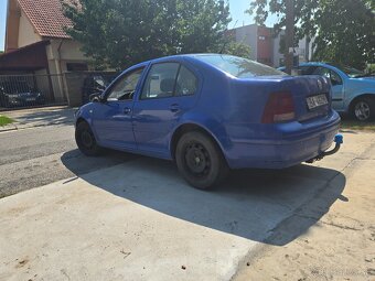 Volkswagen bora 1,9tdi 66kW - 7