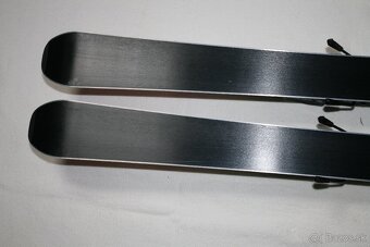 dievcenské lyže Rossignol 130 cm , lyžiarky head - 7