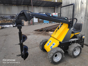 Predám mininakladač TUR N520 Briggs & Stratton 14HP - 7