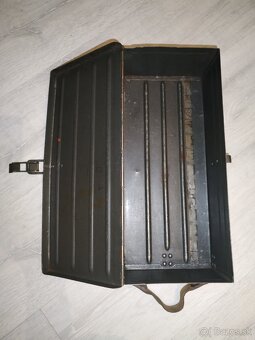 Schránka na zásobníky ZB26 - 7