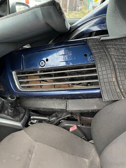 astra station wagon - 7