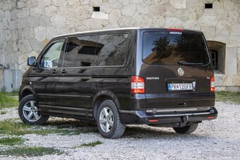 VW Multivan 2.5 TDI Highline tiptronic - 7