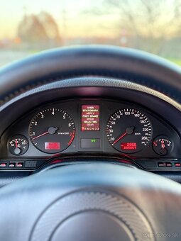 Audi A8 D2 4.2 V8 benzín 228kw - 7