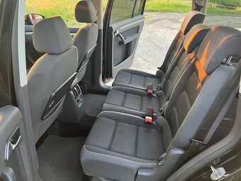 Vw Touran 2.0 TDI 103 KW 7 miest Freestyle - 7