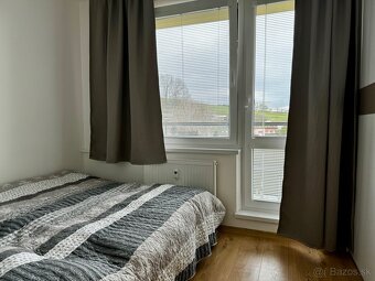 2-izbový byt na predaj s 2 balkónmi, Školská ulica. - 7