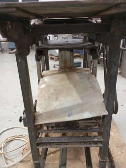 Hobľovačka hrubkovačka - 7