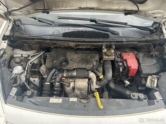 Citroen Berlingo III 1,6 HDI 68KW 9HP prodám díly - 7