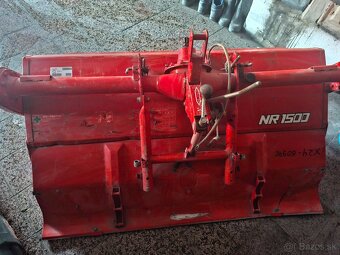 Traktor Kubota Saturn x24 - 7