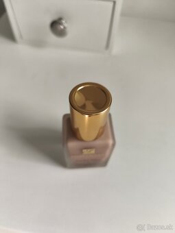 Estee Lauder Double Wear makeup 2C3 Fresco - 7