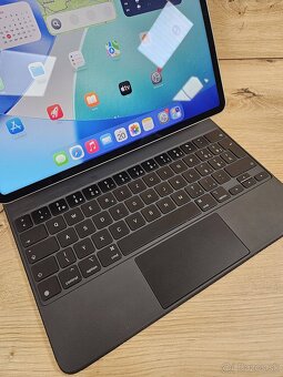 Apple iPad Pro 12,9 palcovy 6.generacia + Apple keyboard - 7