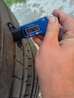 255/40 r20 letné penaumatiky ,Kumho - 7