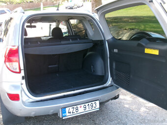TOYOTA RAV4 2.2 D 4x4 - 7