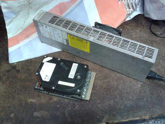 Zdroj + HDD z IBM 386 - 7