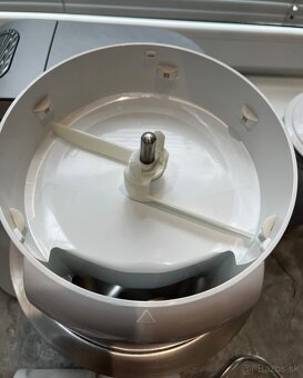 Kuchynský robot Bosch MUM 54240 - 7