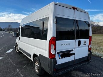 MINIBUS NA PRENAJOM - 8-9miestne auta - 7