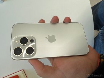 Predám iPhone 15 Pro 128 GB – titánová farba, stav ako nový, - 7