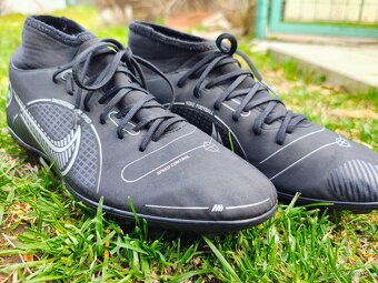 Kopačky Mercurial Superfly 8 Veľkosť 43 - EU - 7