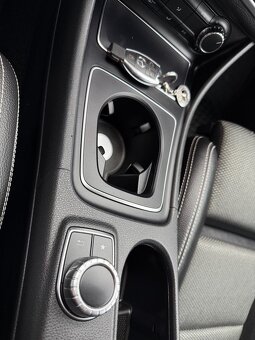 Mercedes CLA - 7