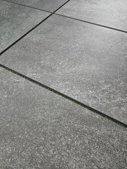 Dlažba 90x60x2cm,na terče, antracitovy odtieň protišmyková - 7