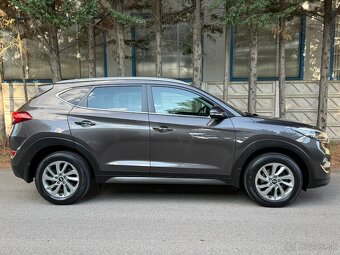 HYUNDAI TUCSON 1.6 GDI STYLE/ SK AUTO / 1.MAJITEĽ / NEBÚRANÉ - 7