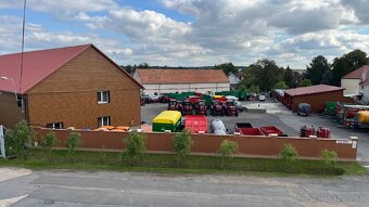 traktor Bělorus - 7