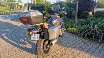 Predám BMW s1000xr,ročník 9/2017 najazdené 52 654km , 121kw - 7