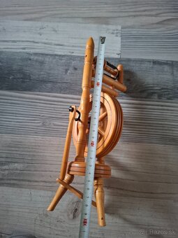 Drevená dekorácia Kolovrátok - 7