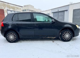Volkswagen Golf5. 1.9 TDI 77 kw - 7