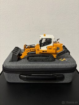 RC pásový nakladač LR636 - 7