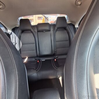 Mercedes benz cla 200 - 7