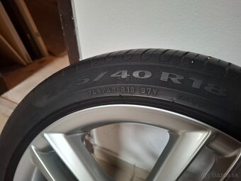 Audi elektrony R18 - 7