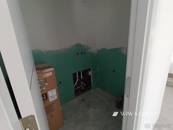Na predaj štýlový prízemný 1 izbový byt v Ostrihome - 7