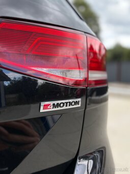 Volkswagen Passat R-Line 4motion - 7