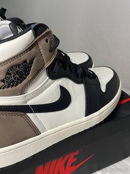 Jordan 1 Retro High Dark Mocha - veľkosť 42 - 7