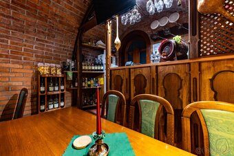 Predám vináreň s dvomi garážami - 7